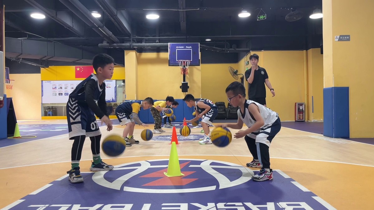为什么篮球教练要重视球员的心态建设_0